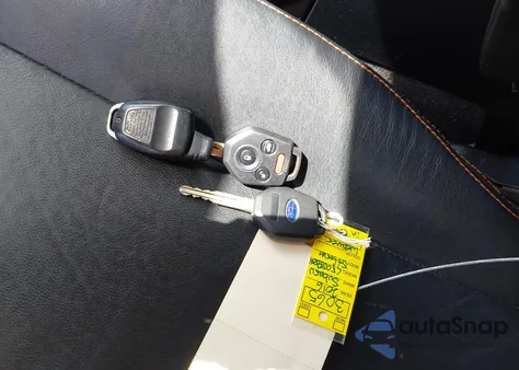 2016 Subaru Crosstrek 2.0I Limited z USA, uszkodzony, nr VIN JF2GPAKC2G8288043